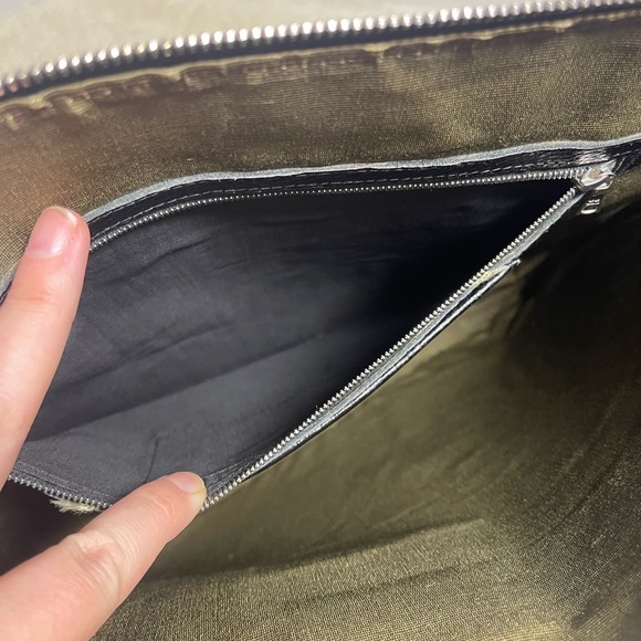 Wolfgang Reibesehl Sleek Black Leather Tote Bag - Picture 7 of 10